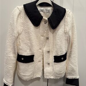 Zara Women's Cream and Black Textured Blazer